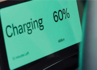 Volvo прагне підвищити безпеку за допомогою нового шрифту, але фізичні кнопки залишаються найкращим рішенням