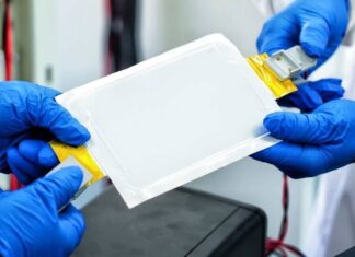 Прорив у Технології Літій-Іонних Акумуляторів: Досягнуто Щільність 700 Втч/кг