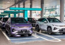 BYD Song Ultra EV: Сильні замовлення на старті вказують на внутрішню конкуренцію