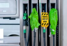 Паніка навколо палива охоплює Вікторію та Новий Південний Уельс: Заправки порожніють на тлі глобальних проблем із поставками