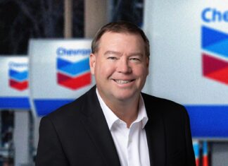 Дилема автомобіліста: чому порада Chevron «менше їздити на авто» розбивається про сувору реальність