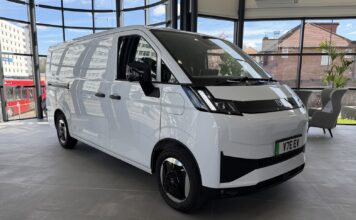 Farizon V7E — це компактний фургон, орієнтований на міський транспорт, ціною менше 30 тисяч фунтів стерлінгів
