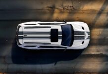 Dodge Відзначає 250-річчя Америки Патріотичним Durango