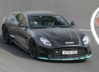 Бережіть Ferrari! Тестування гарячого нового Aston Martin Vanquish