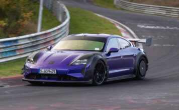 Porsche Taycan Turbo GT с доработками Manthey побил рекорд электроседанов на Нюрбургринге