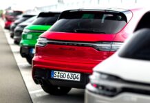Porsche накапливает запасы бензиновых Macan, пока покупатели в США отвергают электромобили