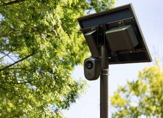 Чому шериф Флориди відключив камери Flock Safety через провину одного детектива