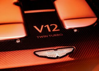 Aston Martin’овський V12 живий. Але ледве-ледве