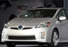 Чому Toyota Prius, як і раніше, домінує в дискусіях про гібридні автомобілі